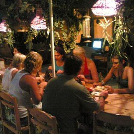 Ferah Hostel Monica'S Place Fethiye Exterior foto