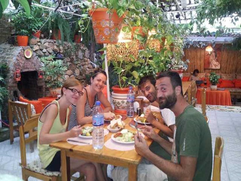 Ferah Hostel Monica'S Place Fethiye Exterior foto