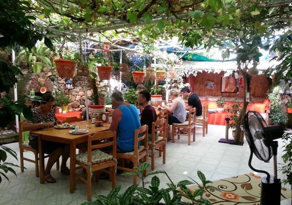 Ferah Hostel Monica'S Place Fethiye Exterior foto