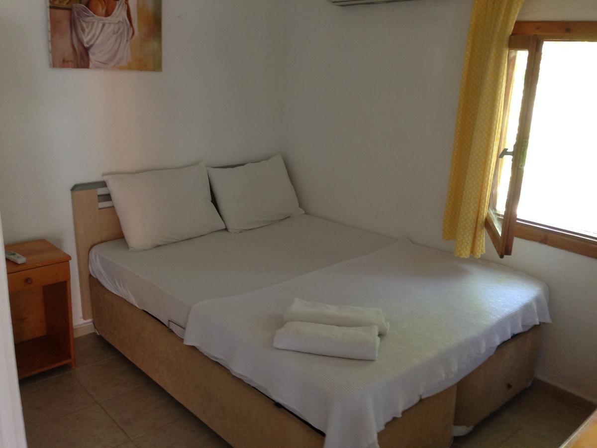 Ferah Hostel Monica'S Place Fethiye Habitación foto