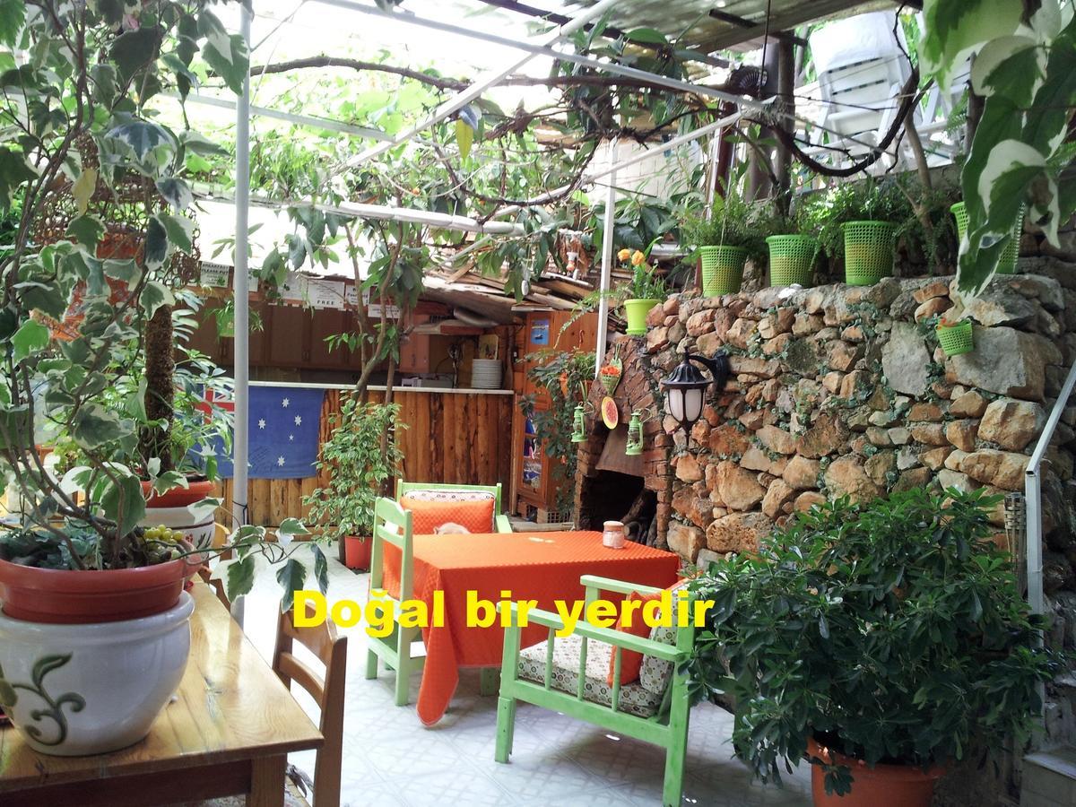 Ferah Hostel Monica'S Place Fethiye Exterior foto