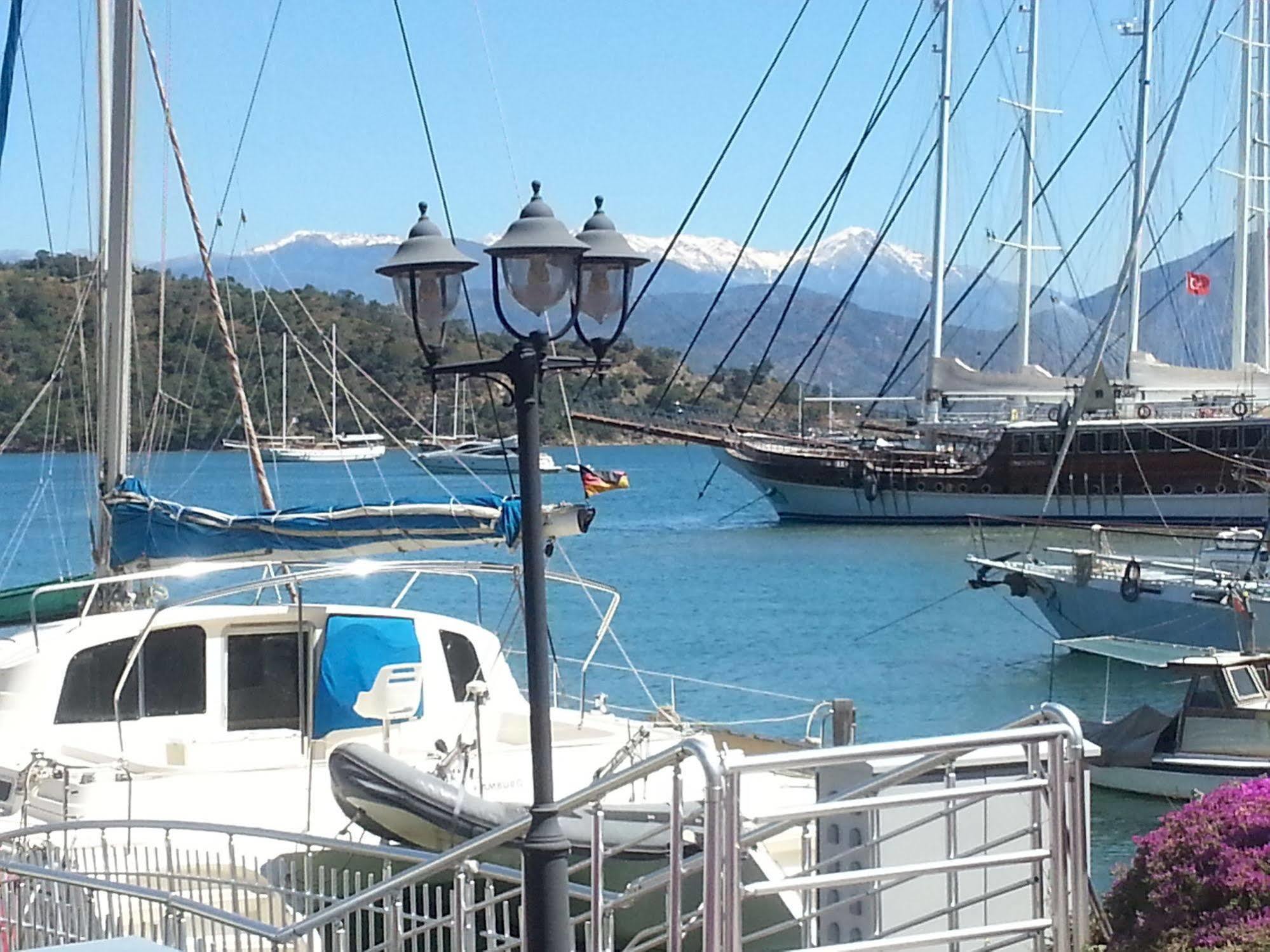 Ferah Hostel Monica'S Place Fethiye Exterior foto