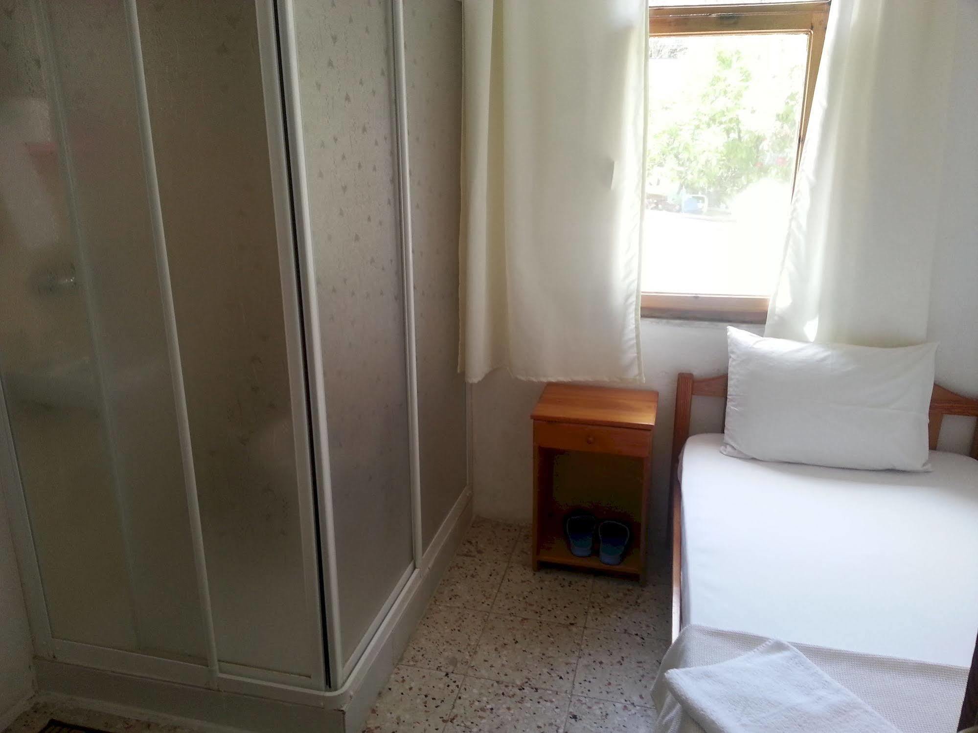 Ferah Hostel Monica'S Place Fethiye Exterior foto