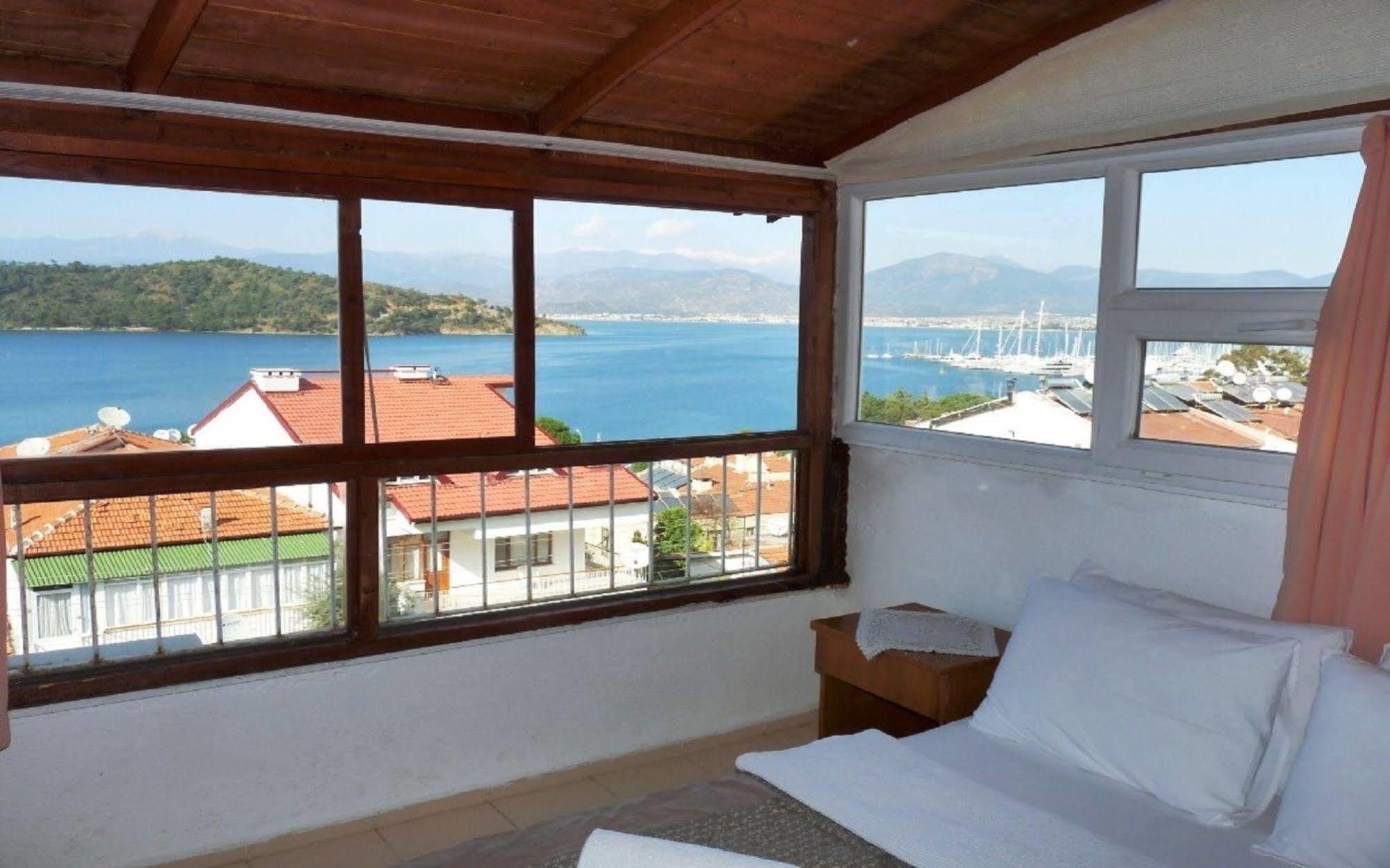 Ferah Hostel Monica'S Place Fethiye Exterior foto